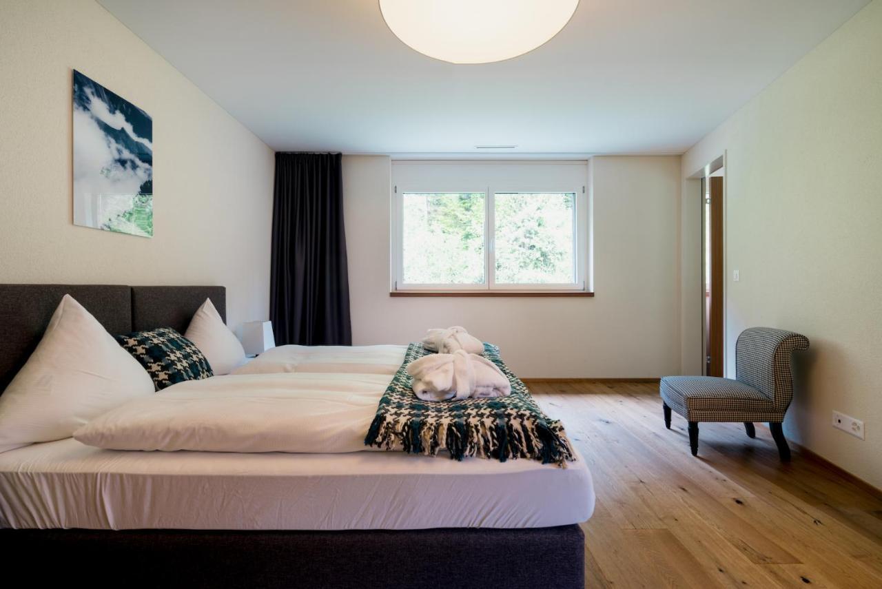 Peaks Place & 2* Laax