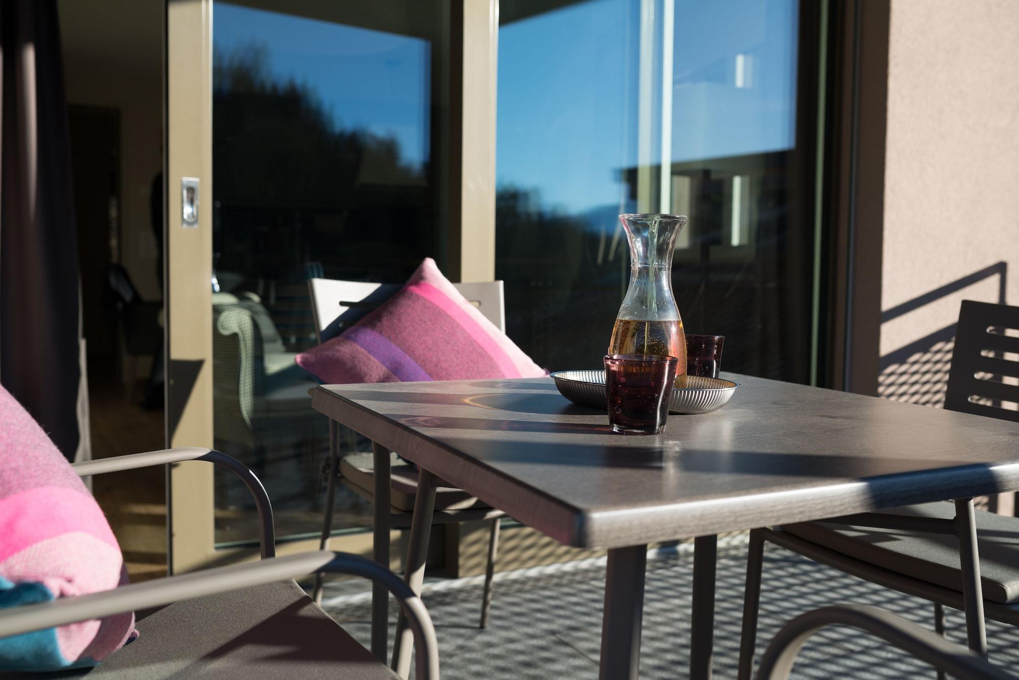 Peaks Place & Aparthotel 2*